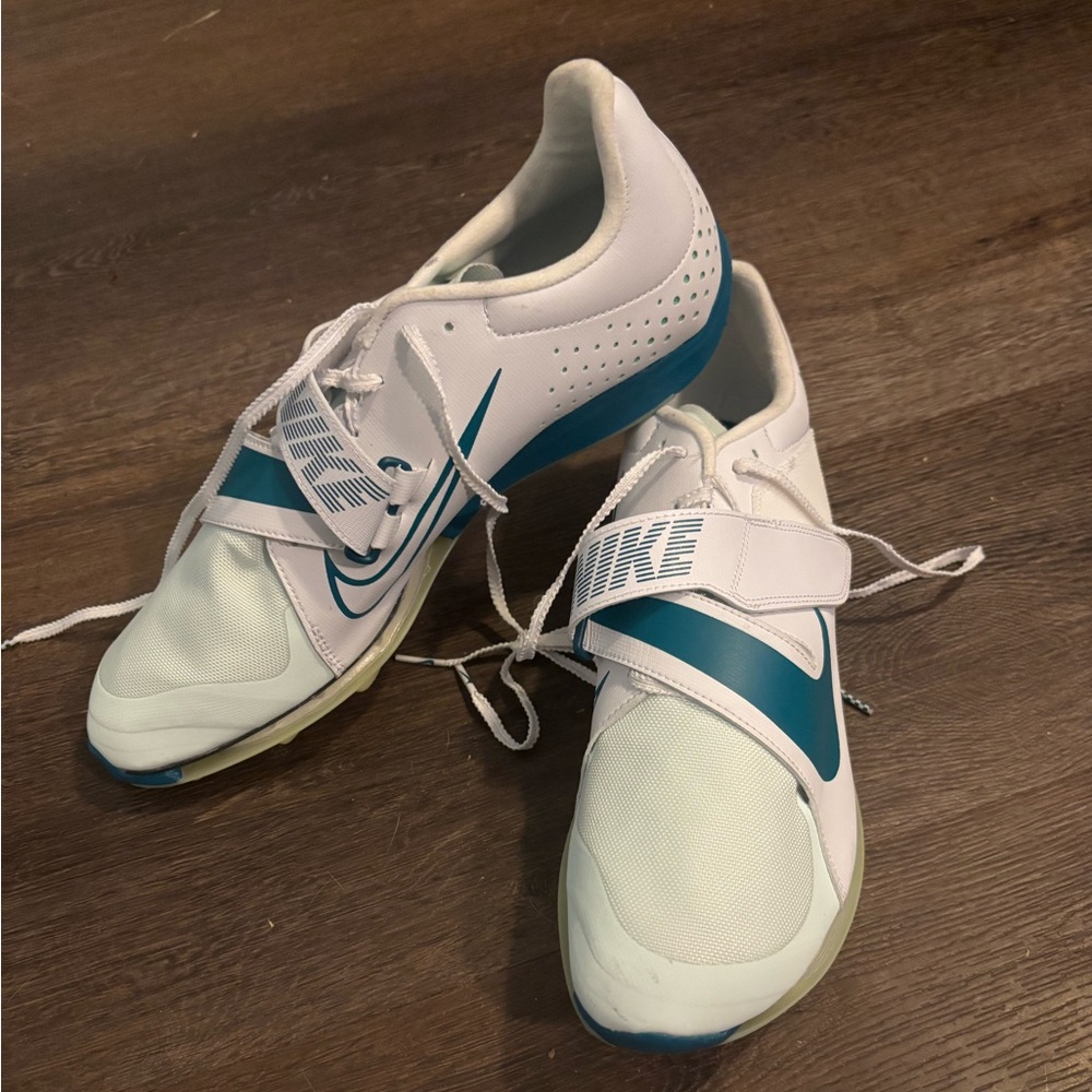 Nike Men's White and Teal Athletic Shoes